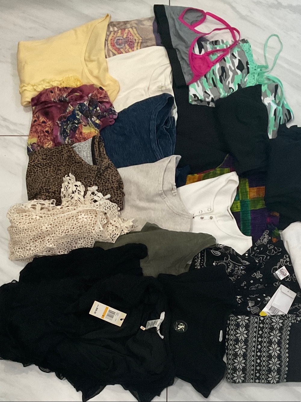 21 item women’s clothing lot bundle Size small